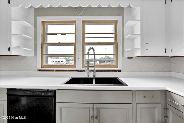 2152 Highway 172, Sneads Ferry, NC 28460