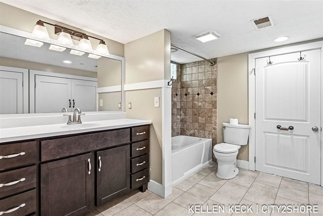 11558 88th Avenue, Allendale, MI 49401