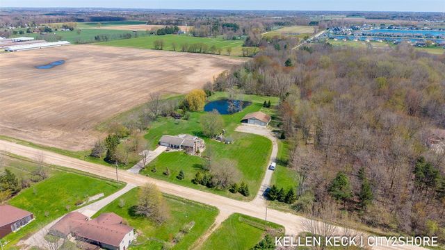 11558 88th Avenue, Allendale, MI 49401
