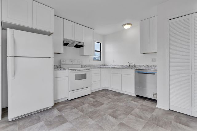 372 Pearl Drive NE, Rio Rancho, NM 87124