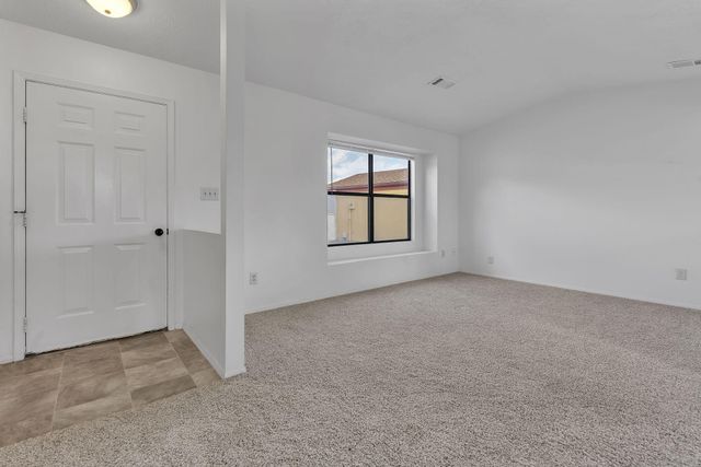 372 Pearl Drive NE, Rio Rancho, NM 87124