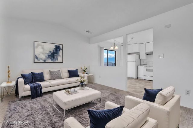 372 Pearl Drive NE, Rio Rancho, NM 87124