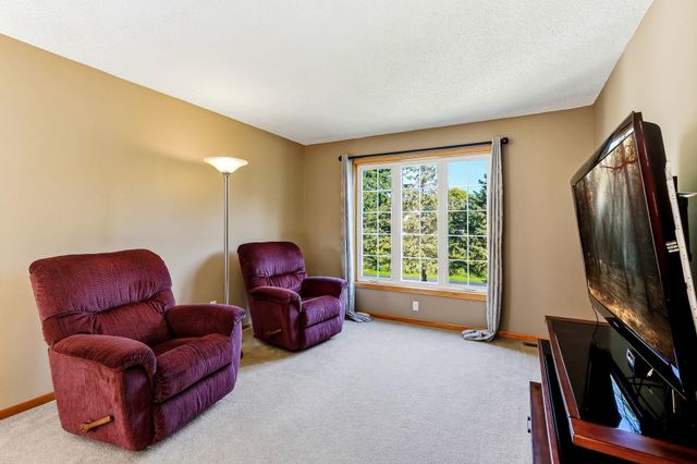 5506 W 137th Street, Savage, MN 55378