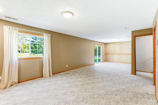 5506 W 137th Street, Savage, MN 55378