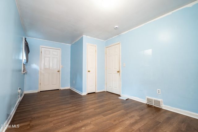 8 Avondale Terrace, Albany, NY 12209