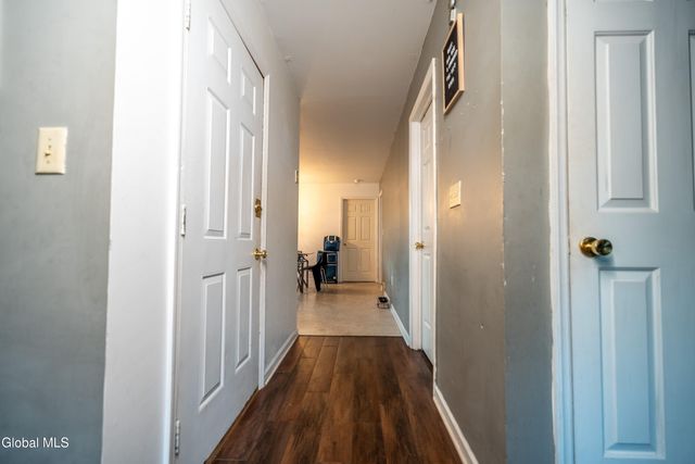 8 Avondale Terrace, Albany, NY 12209