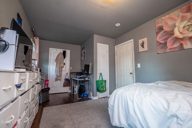 8 Avondale Terrace, Albany, NY 12209