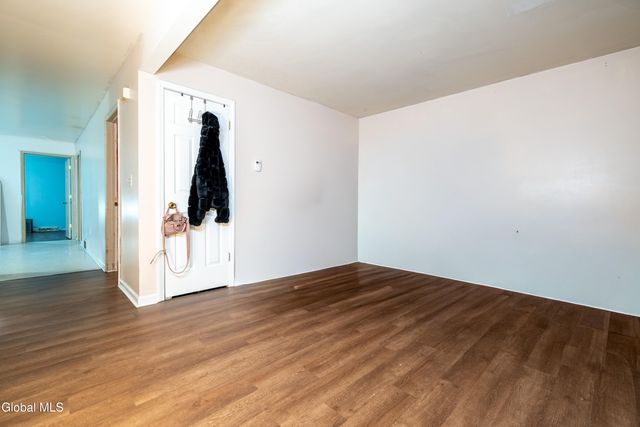 8 Avondale Terrace, Albany, NY 12209