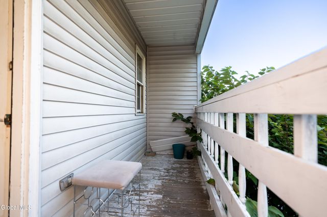 8 Avondale Terrace, Albany, NY 12209