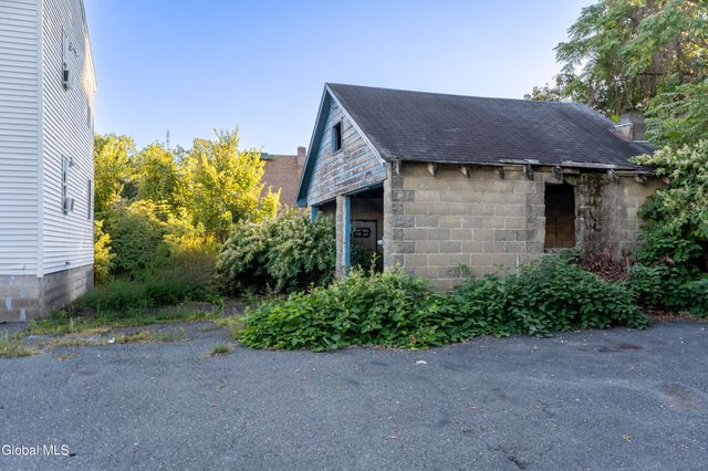 8 Avondale Terrace, Albany, NY 12209