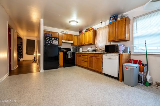 8 Avondale Terrace, Albany, NY 12209