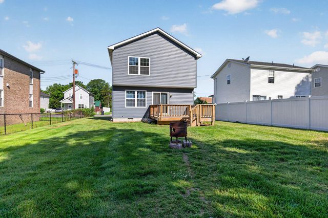 207 S LOUDOUN ST, Strasburg, VA 22657