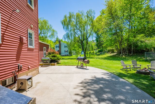45 Willow Bee Lane, Middletown, CT 06457