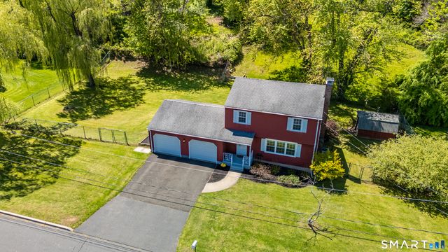 45 Willow Bee Lane, Middletown, CT 06457
