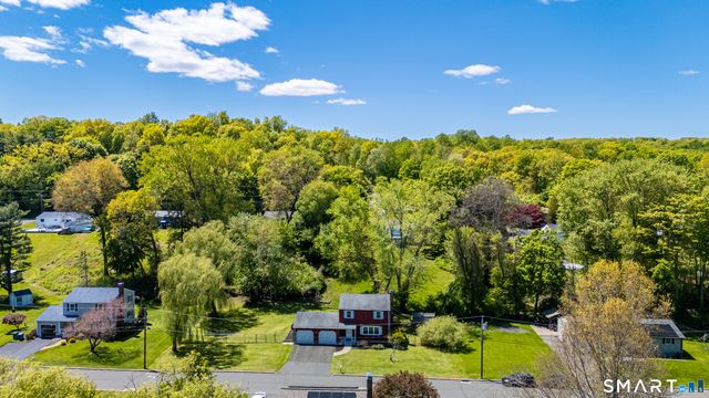 45 Willow Bee Lane, Middletown, CT 06457