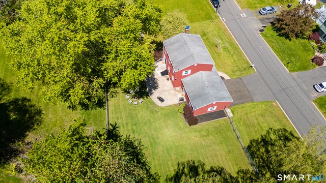 45 Willow Bee Lane, Middletown, CT 06457