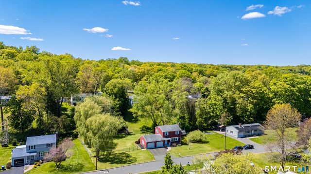 45 Willow Bee Lane, Middletown, CT 06457
