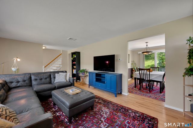 45 Willow Bee Lane, Middletown, CT 06457