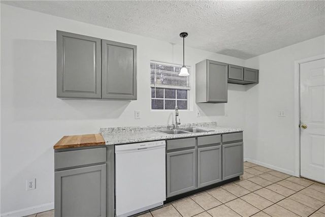 4836 Odessa West NW Inlet, Acworth, GA 30101