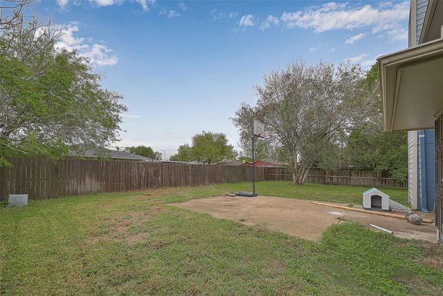 12702 Fawnway Drive, Houston, TX 77048