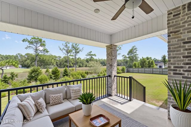 2962 Juliette Drive, Ocean Springs, MS 39564