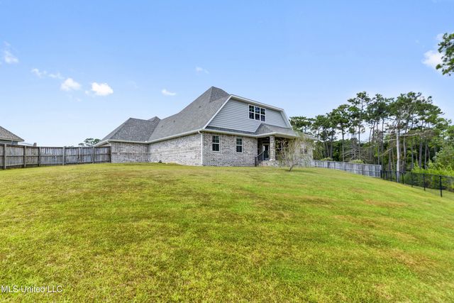 2962 Juliette Drive, Ocean Springs, MS 39564