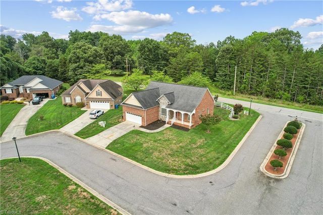 116 New Hampshire Court, Mocksville, NC 27028