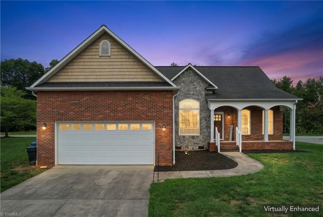 116 New Hampshire Court, Mocksville, NC 27028