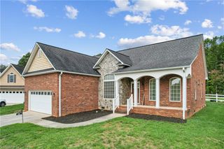 116 New Hampshire Court, Mocksville, NC 27028