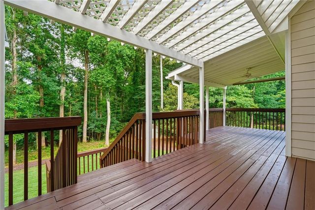 1015 Sugar Pike Way, Canton, GA 30115