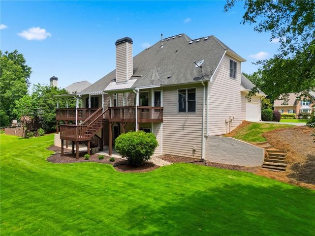 1015 Sugar Pike Way, Canton, GA 30115