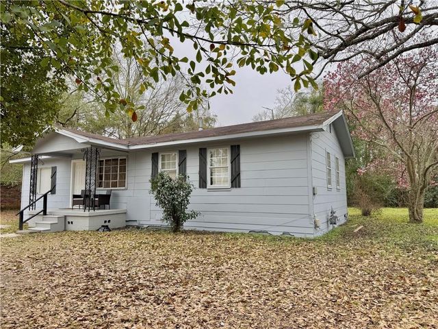 305 11th Avenue, Chickasaw, AL 36611