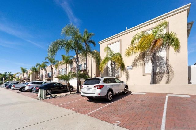 3993 Jewell C2, San Diego, CA 92109
