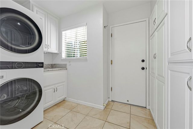 2411 Bluegrass Lane, Merced, CA 95340