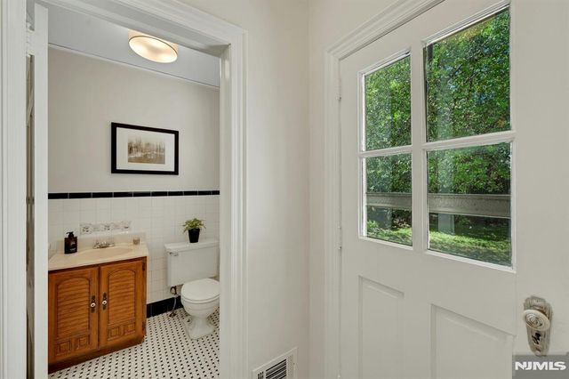 26 Whittier Terrace, Bloomfield, NJ 07003