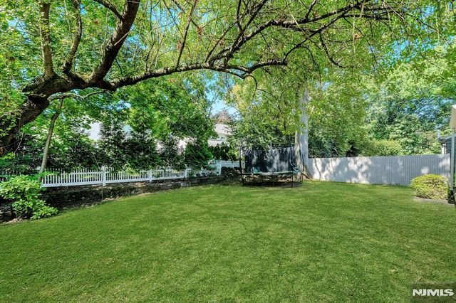26 Whittier Terrace, Bloomfield, NJ 07003