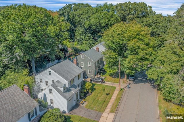 26 Whittier Terrace, Bloomfield, NJ 07003