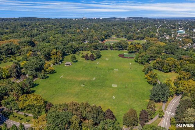 26 Whittier Terrace, Bloomfield, NJ 07003