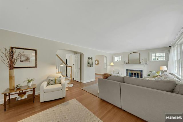 26 Whittier Terrace, Bloomfield, NJ 07003