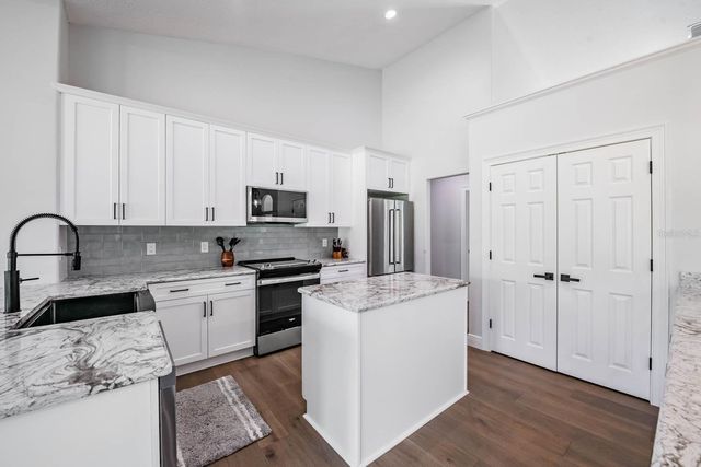17833 HYLAND LANE, Dade City, FL 33523