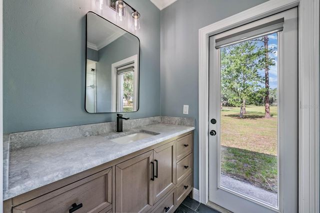 17833 HYLAND LANE, Dade City, FL 33523