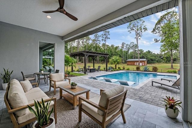 17833 HYLAND LANE, Dade City, FL 33523