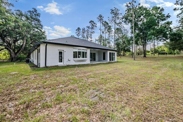 17833 HYLAND LANE, Dade City, FL 33523