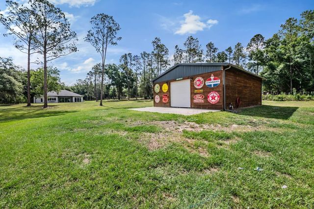 17833 HYLAND LANE, Dade City, FL 33523