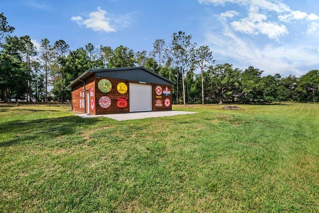 17833 HYLAND LANE, Dade City, FL 33523