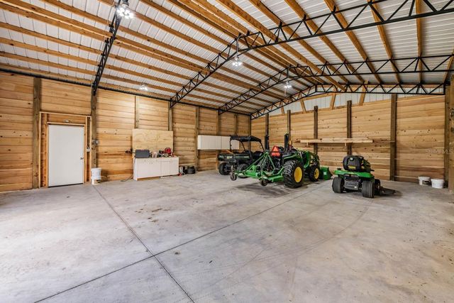 17833 HYLAND LANE, Dade City, FL 33523