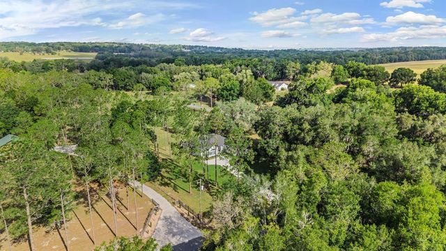 17833 HYLAND LANE, Dade City, FL 33523