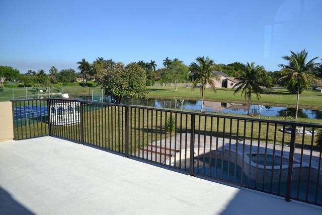 21502 Sweetwater Lane S, Boca Raton, FL 33428