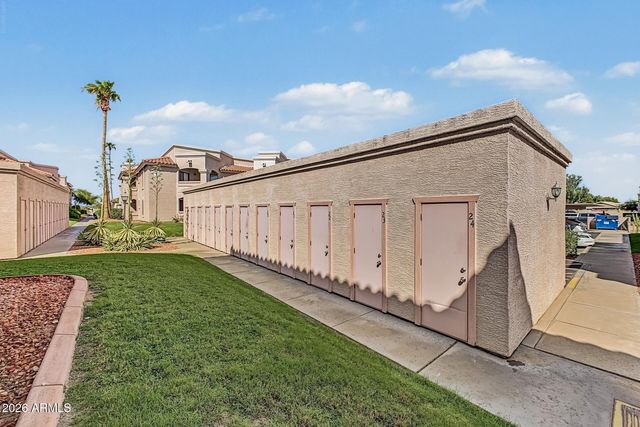 9151 W GREENWAY Road 226, Peoria, AZ 85381