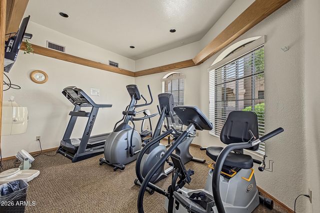 9151 W GREENWAY Road 226, Peoria, AZ 85381